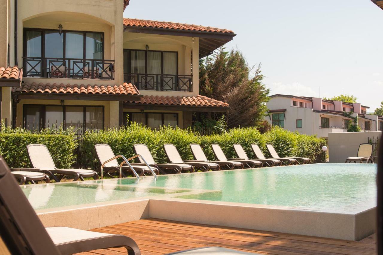 Oasis Del Sol - Front Beach Lozenets Exterior photo